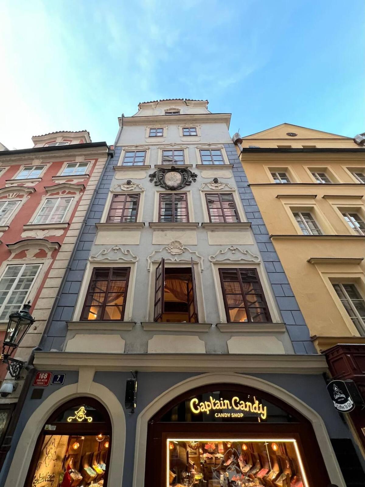 Traditional Prague Apartment Exterior foto